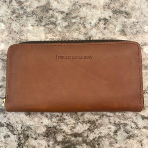 Portland Leather Accordion Wallet